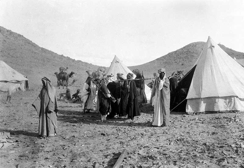 outside the emir feisals tent