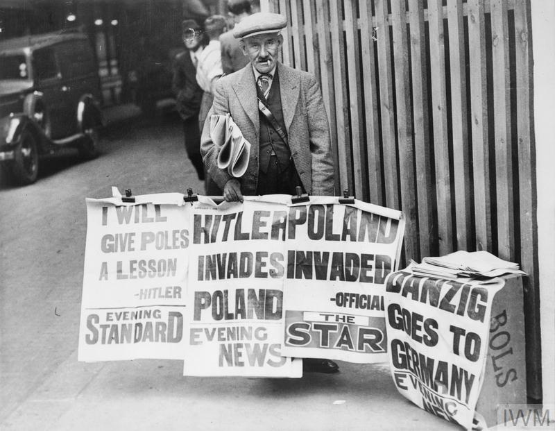 THE OUTBREAK OF THE SECOND WORLD WAR, 1 SEPTEMBER 1939 (HU 5517) Evening newspaper placards in London announce the news of Germany's invasion of Poland on 1 September 1939. Copyright: © IWM. Original Source: http://www.iwm.org.uk/collections/item/object/205022350