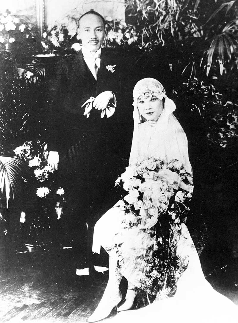 chiang kai shek with bride soong mei ling nanjing china 1927