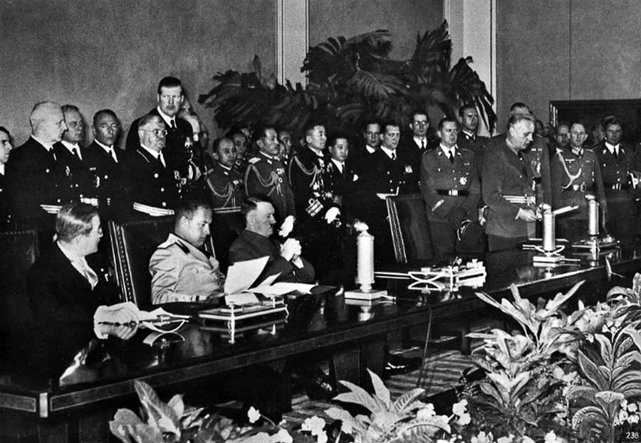 signing ceremony axis powers pact